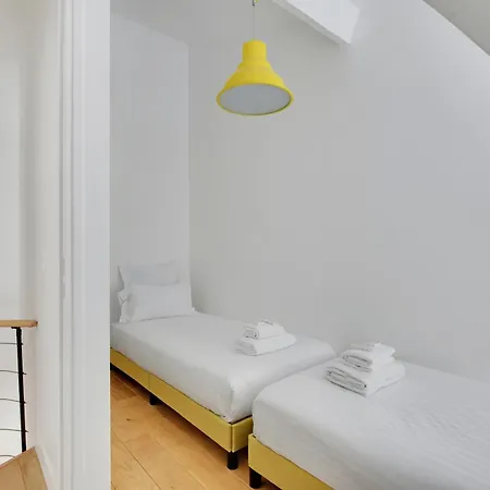Pick A Flat's In Montmartre - Rue Des Paris