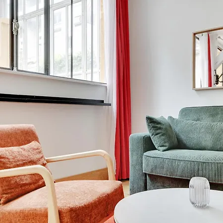 Pick A Flat's In Montmartre - Rue Des Paris