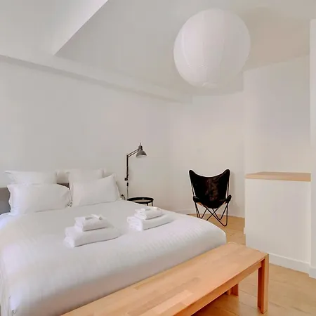 Pick A Flat's In Montmartre - Rue Des Paris