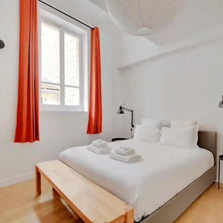 Pick A Flat's In Montmartre - Rue Des
